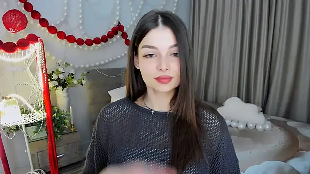 ContinentOfTranquility online show from February 12, 3:19 am