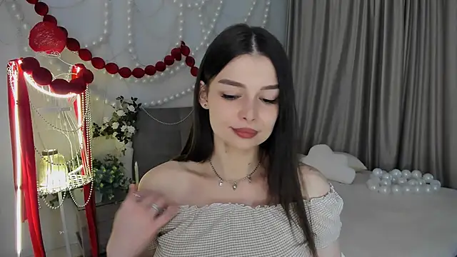 ContinentOfTranquility online show from April 7, 6:59 am