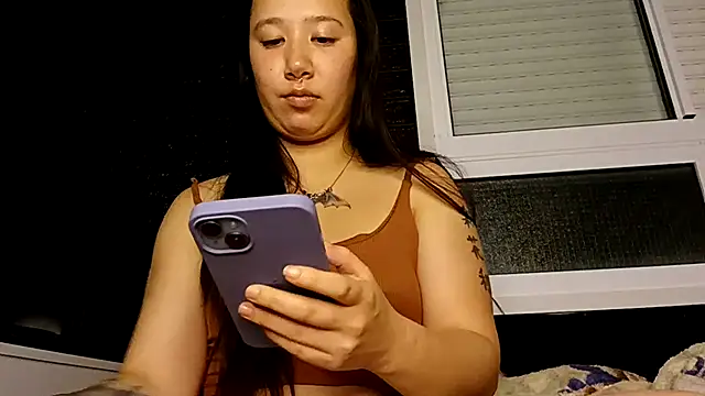 Japabaixinha online show from October 6, 3:12 am