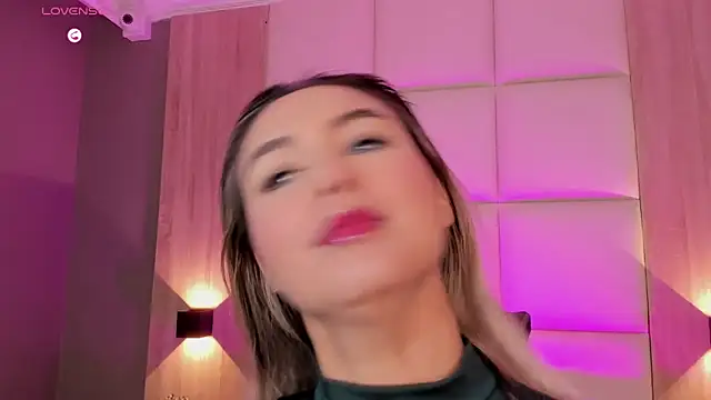 bella1207 online show from November 21, 7:38 pm