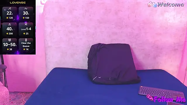 Danielaa a online show from February 10, 1:19 am