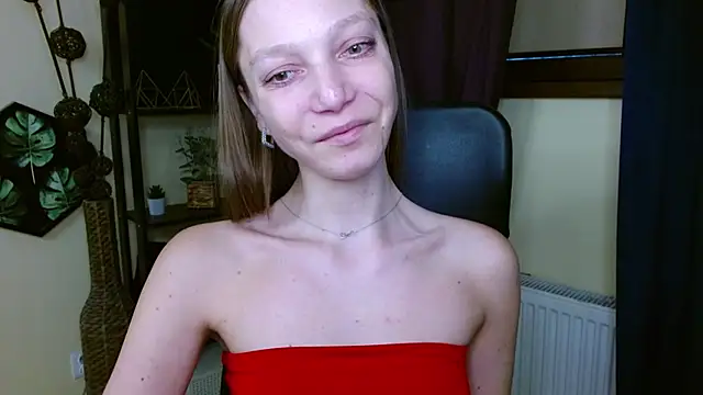 EmillyPlay online show from March 5, 3:52 pm