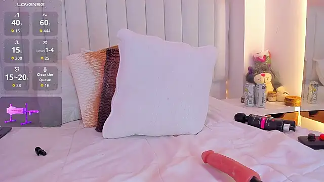 ivy collins online show from February 3, 2:53 am