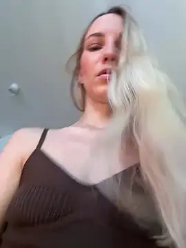 Adelina0001 online show from March 30, 2:55 am