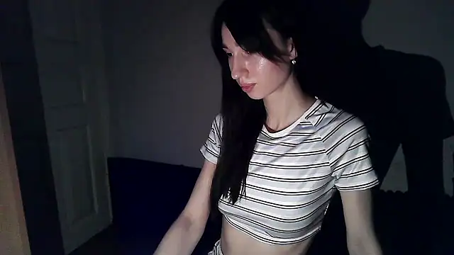 ElizaSwon online show from November 15, 7:48 pm