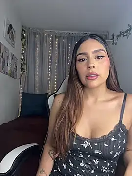 HazzelGray online show from February 3, 4:34 pm