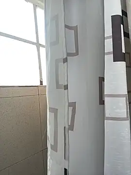 hannahb-e online show from October 24, 8:05 pm