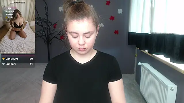 IsabellaBler online show from April 10, 7:14 am