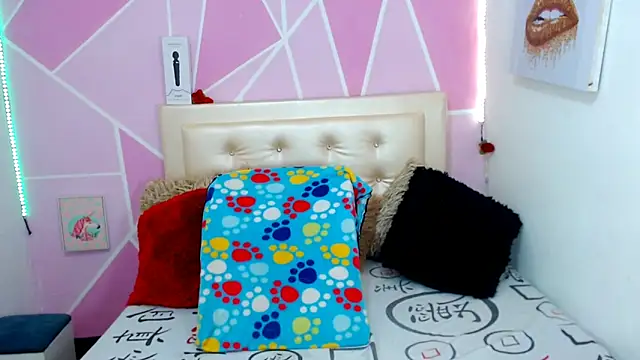 AngeDrty online show from October 18, 11:57 am