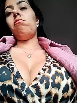 Emily Wane online show from February 13, 9:05 pm