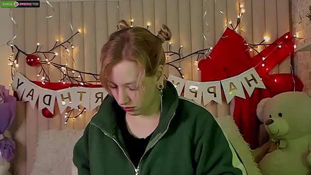 RachelCart online show from December 16, 3:23 am