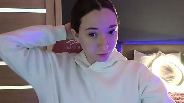 YasmineWest online show from September 9, 1:38 am