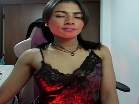 Lilithsabeth online show from April 17, 3:30 am