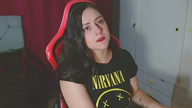 Noamartin  online show from January 18, 12:40 am