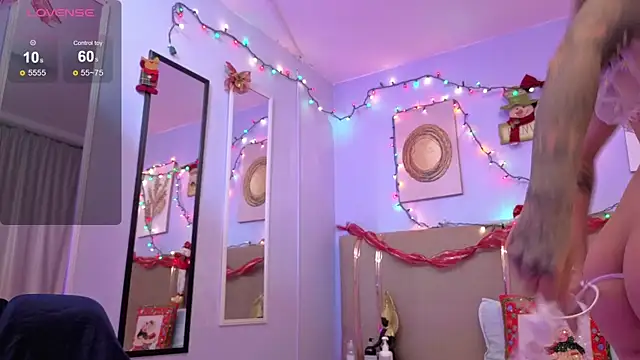 sarah cruzz  online show from December 23, 2:26 am