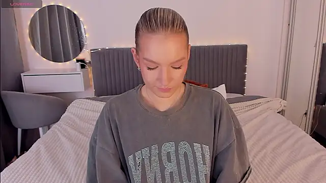 CassieRayss online show from January 16, 4:25 pm