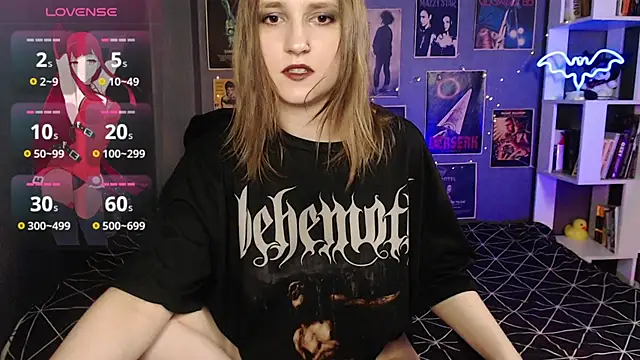 Viper kiss online show from April 24, 5:05 pm