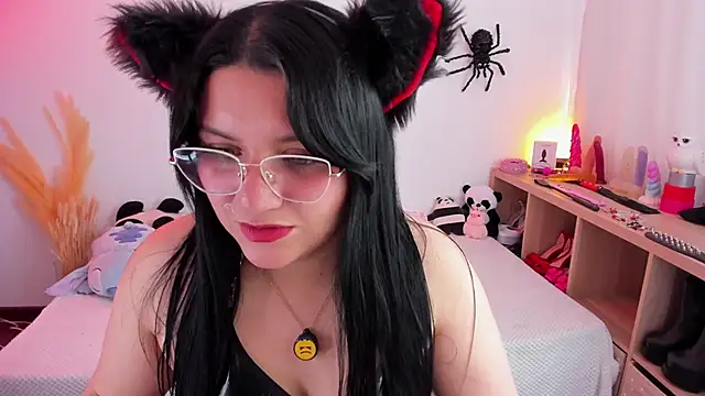 catha cat online show from October 14, 6:32 pm