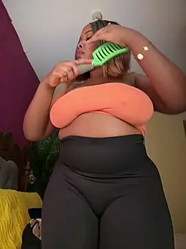 SSEXYBUBBLEBUTT101 online show from February 17, 6:29 pm