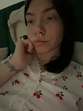 Lisaaa Alisa online show from March 11, 5:15 pm