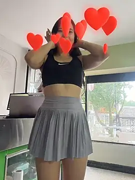 LittleDoll    online show from June 13, 12:24 pm