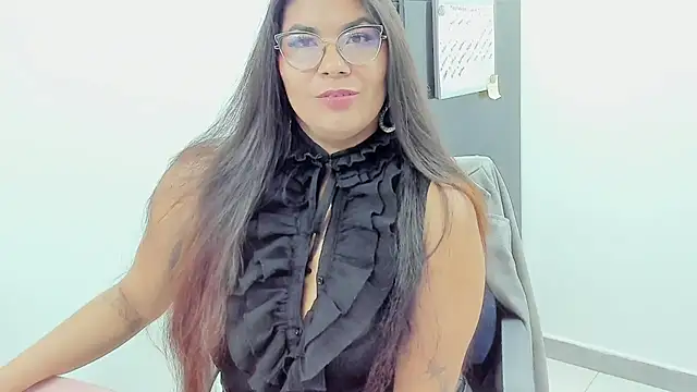 Luna Dumont online show from September 15, 1:41 pm