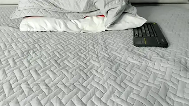 maybelline69 online show from March 13, 3:30 am