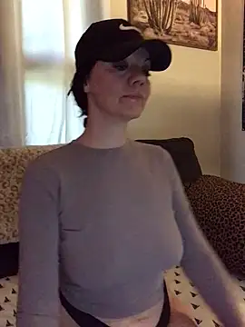 SidneyRaee online show from October 10, 4:34 pm