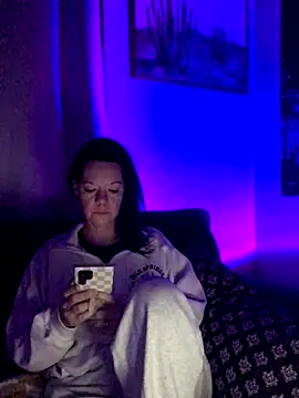 SidneyRaee online show from November 10, 11:38 am