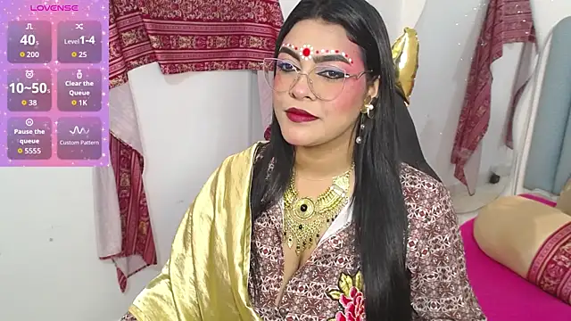 lakshmiraniii online show from October 18, 12:19 pm