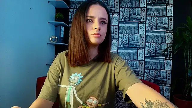 kassandra james online show from April 28, 1:15 pm