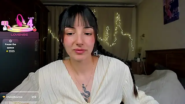 AishaGold online show from January 12, 6:35 pm