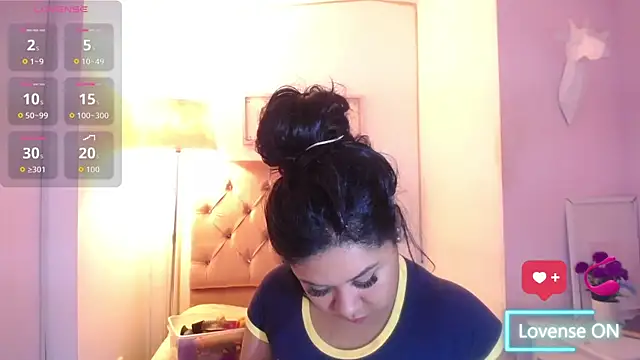 Nahom1  online show from November 24, 5:09 am