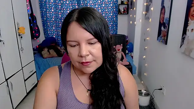 claryssa  online show from October 3, 8:36 pm