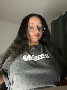 CurlyGirl 1 online show from October 9, 12:48 am