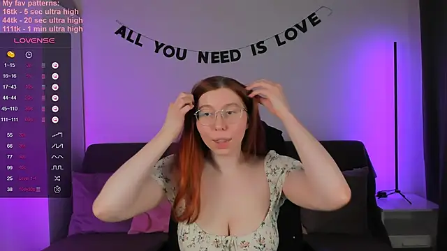 alice tenderly online show from October 3, 3:50 pm