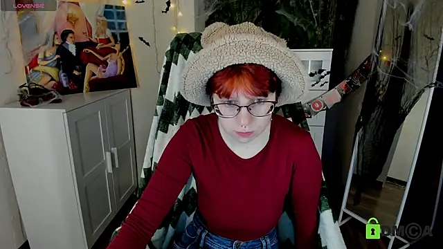 Melissa Wells online show from October 25, 10:05 pm