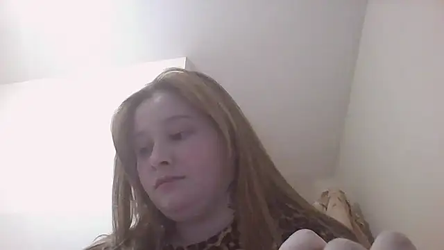 Light Luna online show from February 20, 3:46 pm