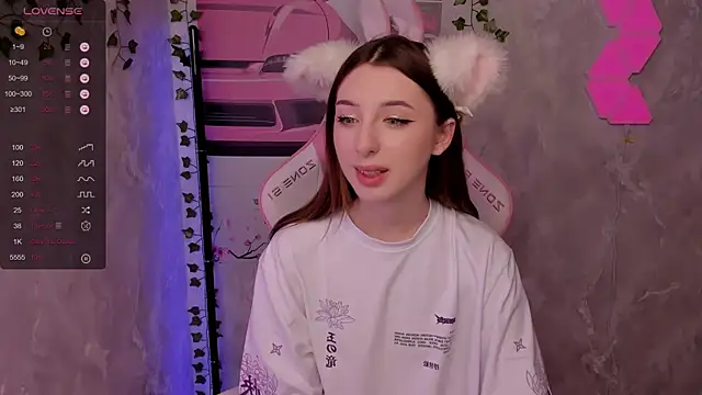 Polly  Hill online show from October 25, 9:39 am