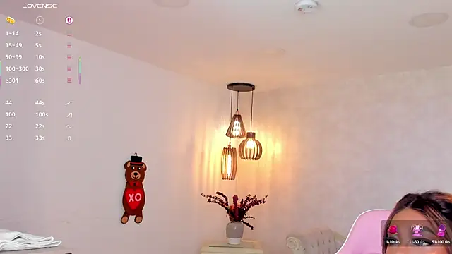 shantallknowless online show from September 17, 8:07 pm