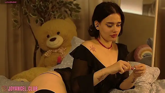 SophieCharm online show from March 20, 6:40 am