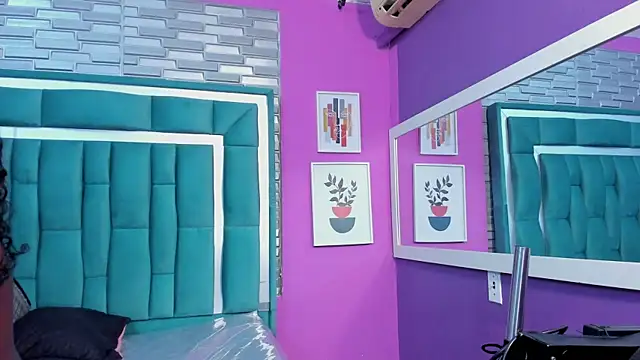 LORENSCOLLINS online show from February 23, 7:46 pm