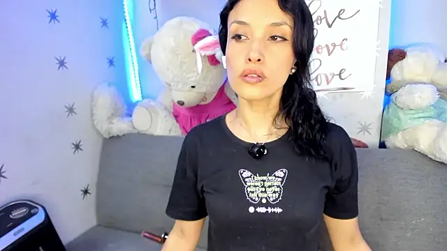 MeganLord online show from January 13, 6:45 pm