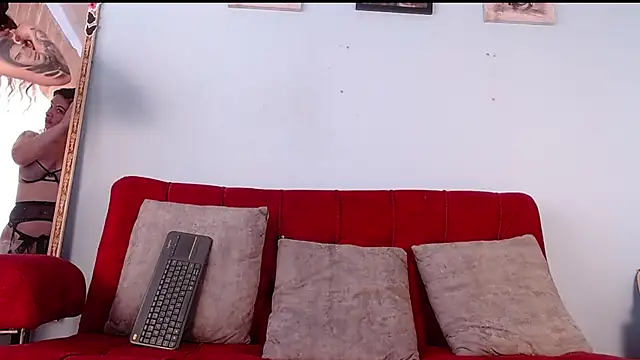 Tamararios online show from October 17, 5:38 pm