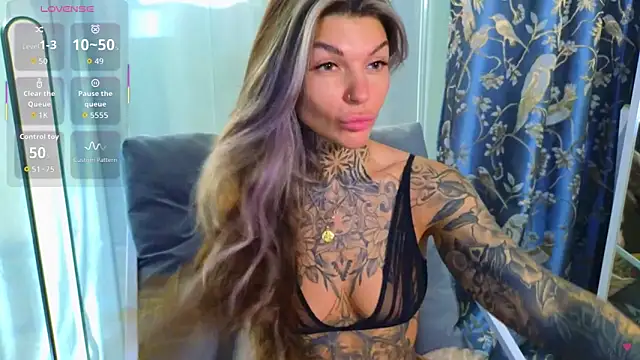 tattooedBabyy online show from October 3, 9:25 am