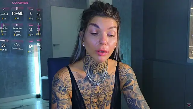 tattooedBabyy online show from September 26, 8:45 am