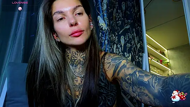 tattooedBabyy online show from January 31, 7:11 pm