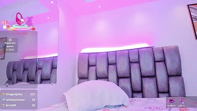 martina mancini online show from September 12, 2:35 pm