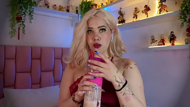 albaismynameX online show from September 25, 12:26 pm