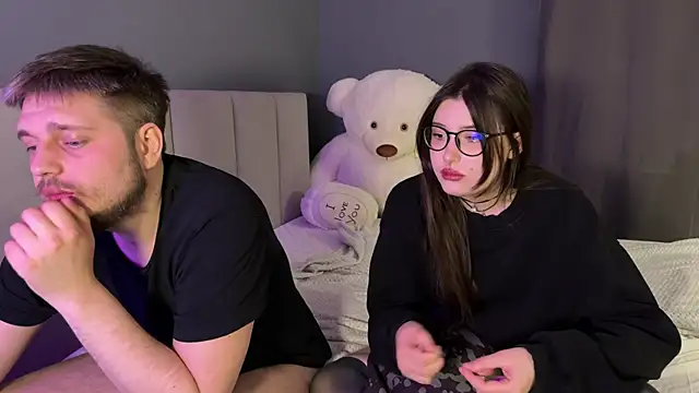 sasaykyra online show from April 10, 9:10 pm